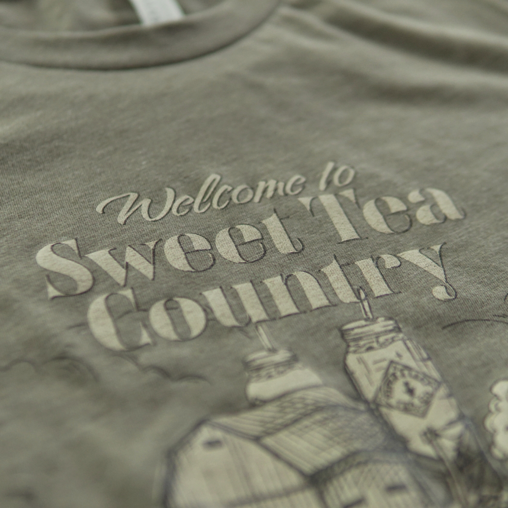 A Piper & Leaf Tea Co. Sweet Tea Country t-shirt for a comfortable and stylish pullover experience.