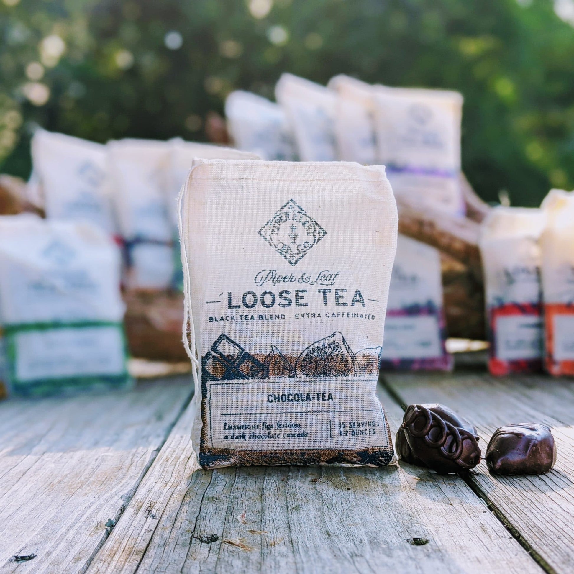 An essential muslin bag of Chocola-Tea loose leaf