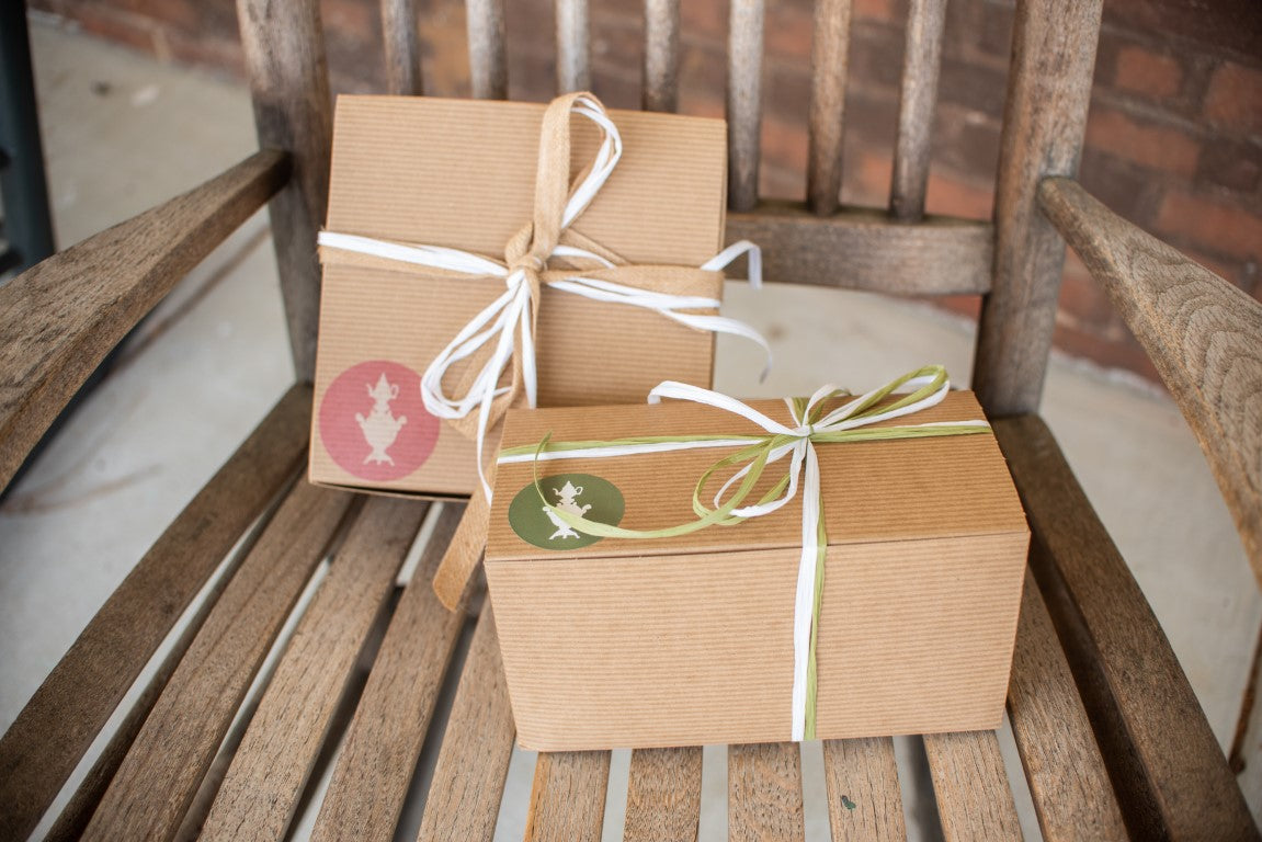 We offer gift wrap options in green and red