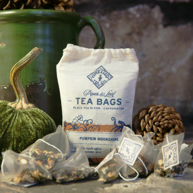 A muslin bag of Pumpkin Moonshine surrounded by tea bags